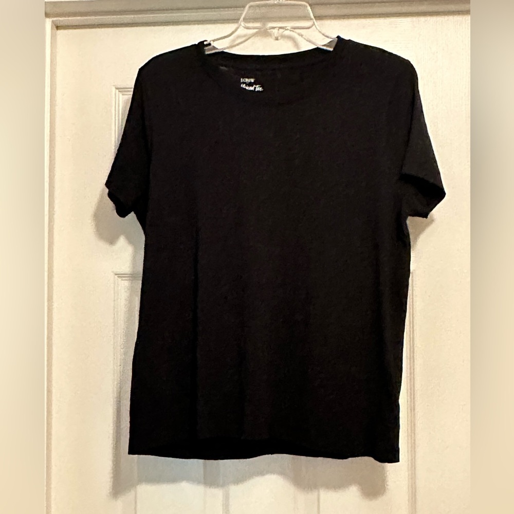 NWT Jcrew Factory Girlfriend Tee - black - size Large